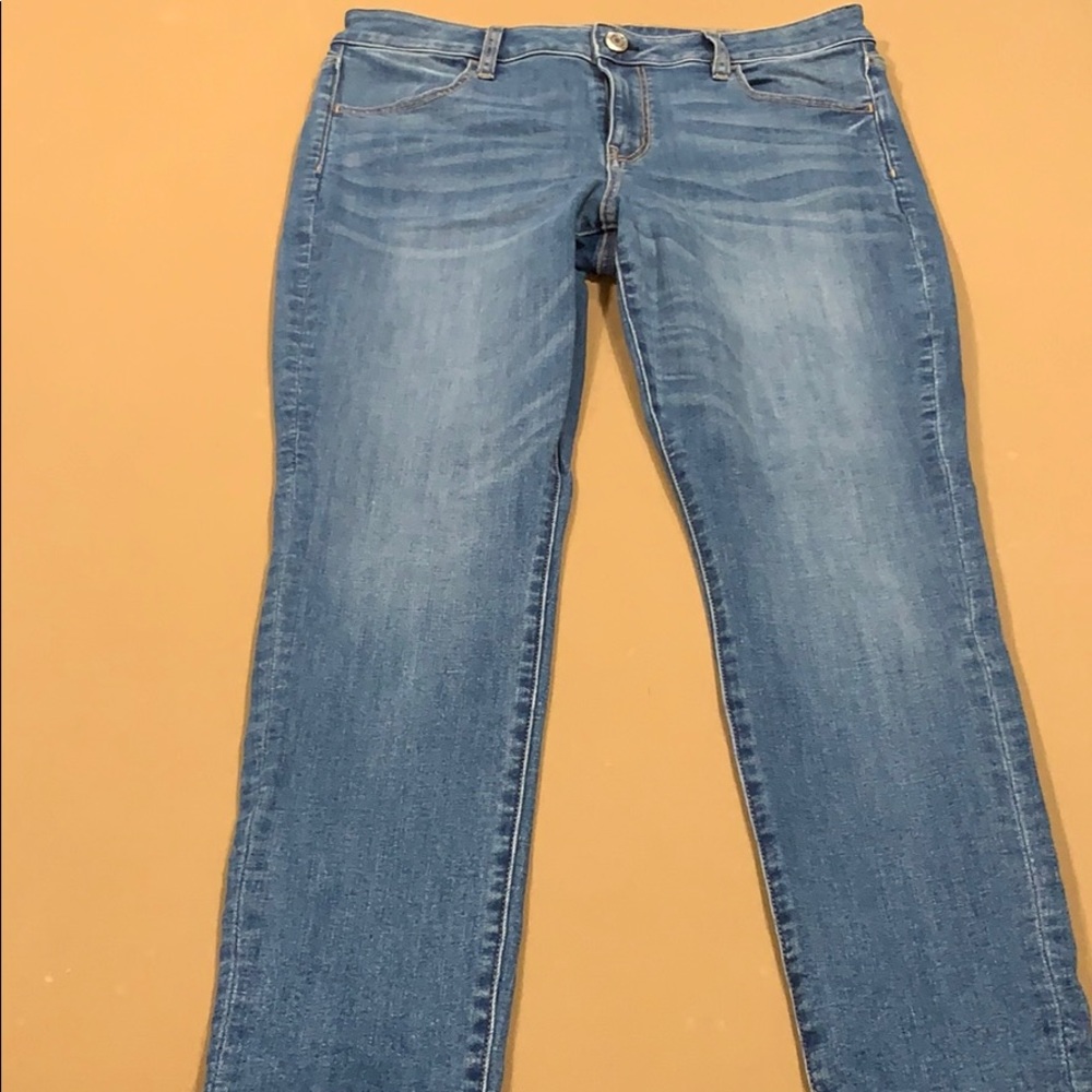 American eagle NXTlevel stretch jean size 14 short